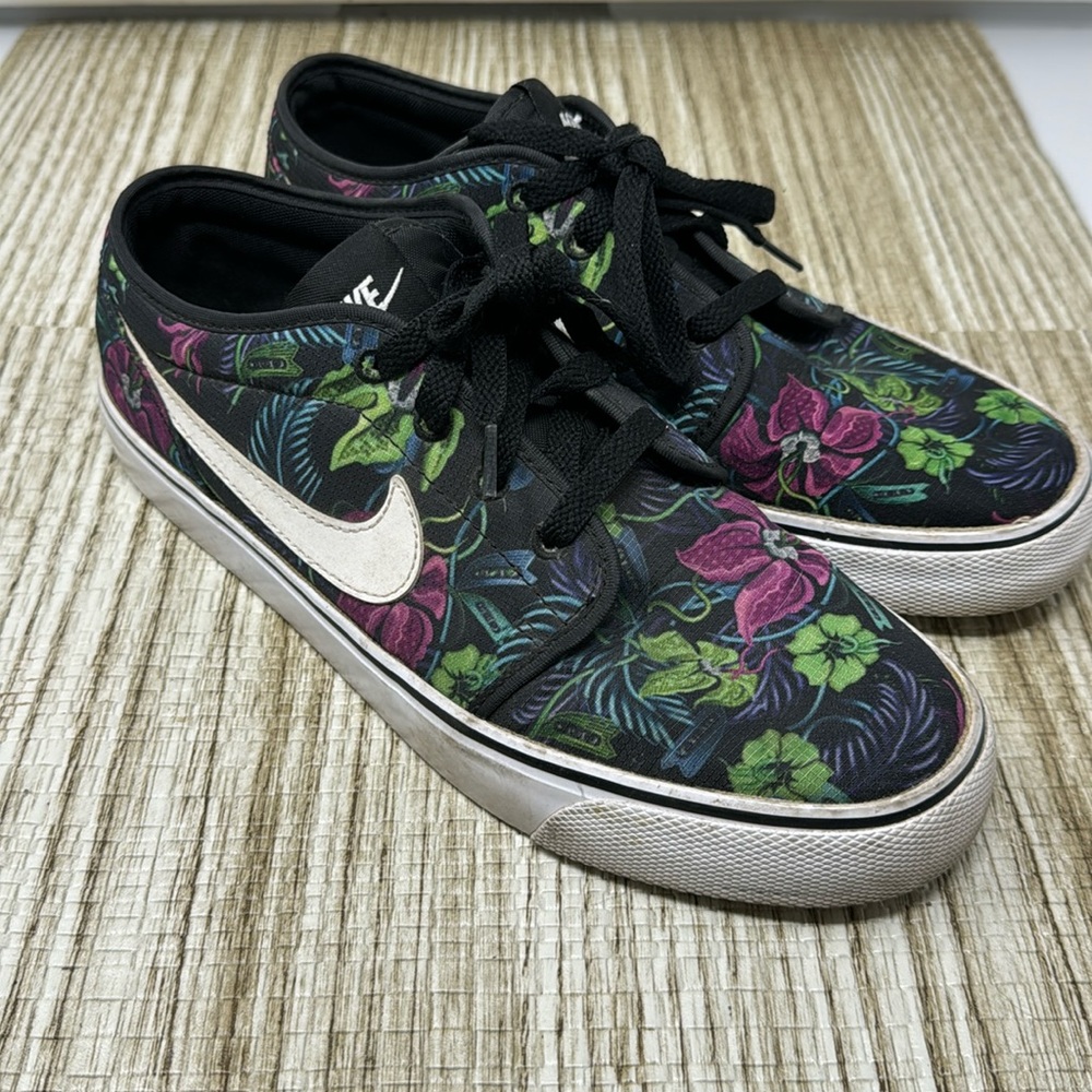 Nike Floral Shoes
